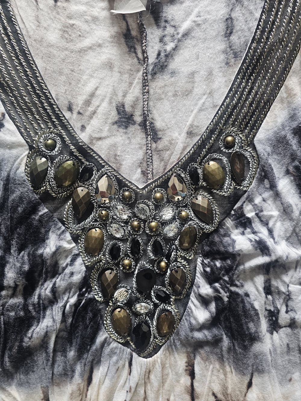 VENUS Brown & Black Tie-Dye V-Neck Top with Beaded Embellishment - Picture 4 of 6